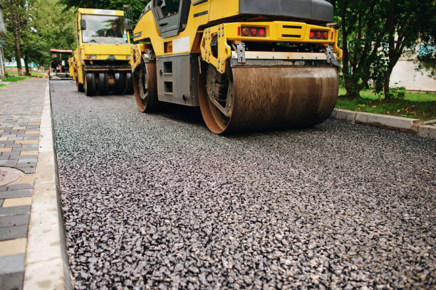 Best Decorative Driveway Pavers  in Loyalhanna, PA